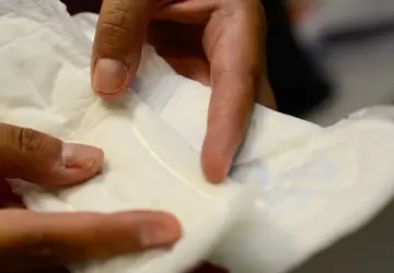 Farmácia Popular começa a distribuir absorventes gratuitos